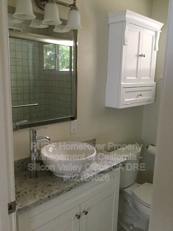 Photo - 2113 Parkwood Way
