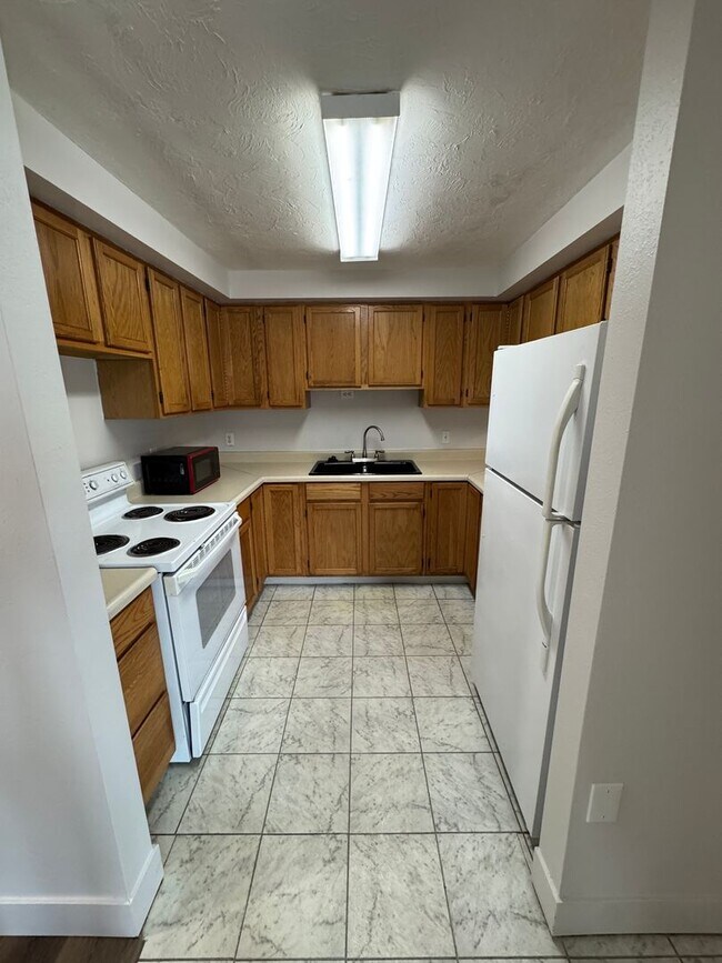 Photo - 2192 ID-33 Unit B- downstairs