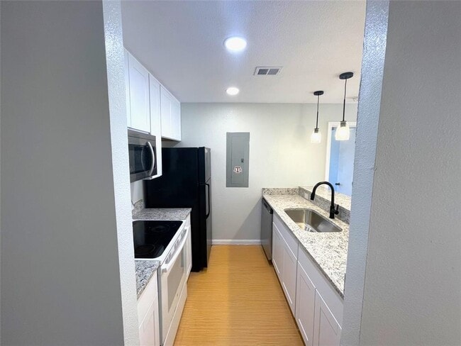 Photo - 523 Southwest Pkwy Condo Unit 203