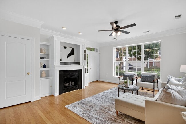 Photo - 23 Swanton Ln