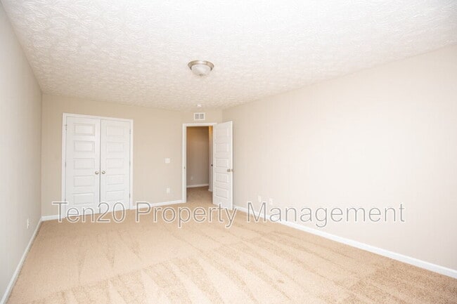 Photo - 6061 Townes Way