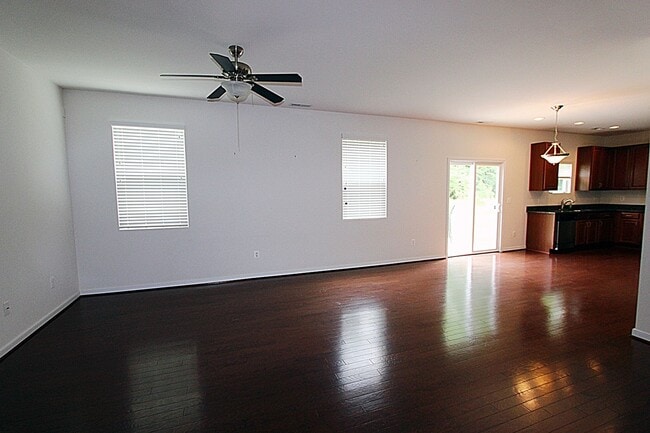 Photo - 134 Braddock Rd