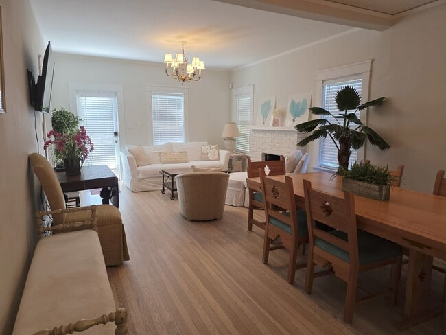 Photo - 429 Avenida Alegre