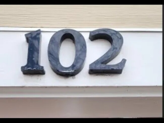 Photo - 102 N Point Dr Apartments Unit 102