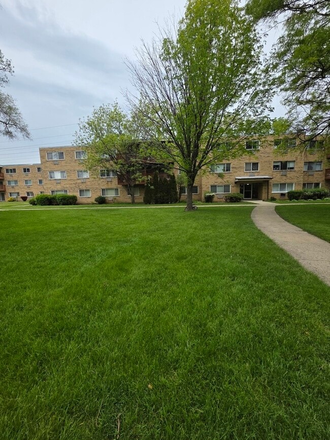 Photo - 750 W Dempster St Unidad CG4