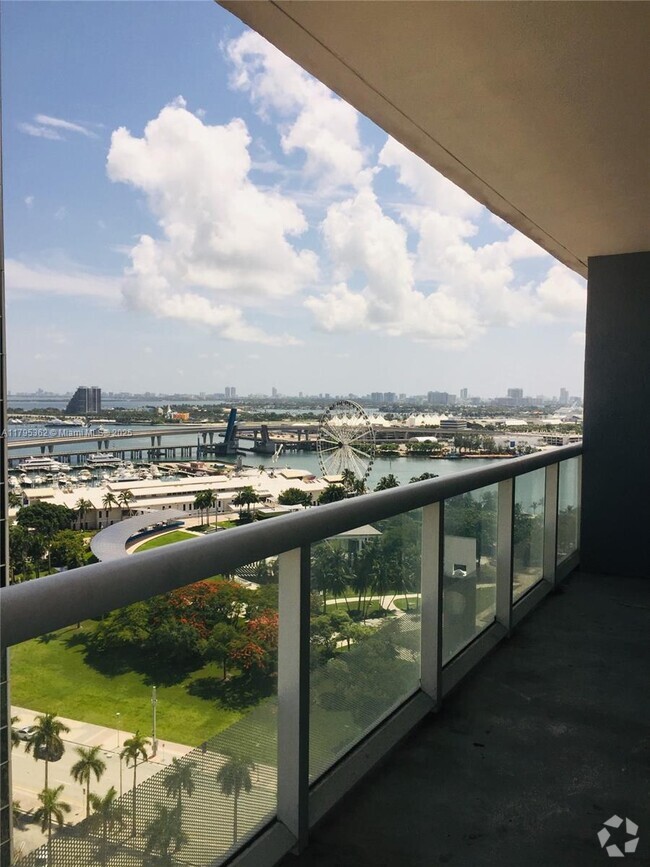 Building Photo - 50 Biscayne Blvd Unit 1901 Rental