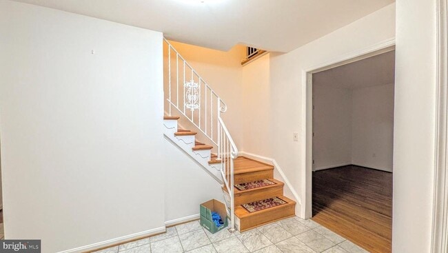 Building Photo - 8835 Tuckerman Ln