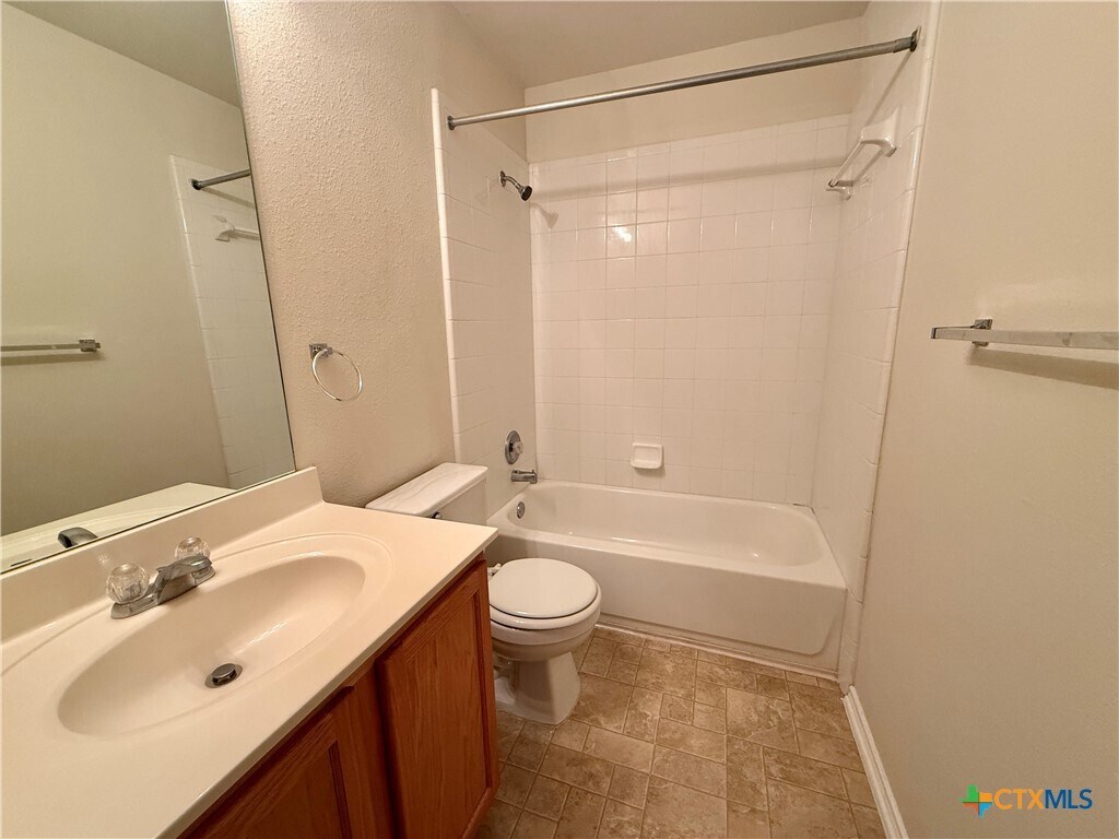 Photo - 3235 Blue Jay Dr