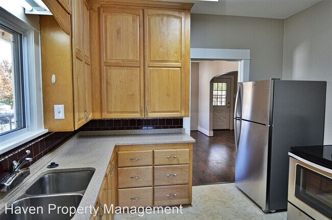 Photo - 2 br, 1 bath House - 4308 Fawcett Ave