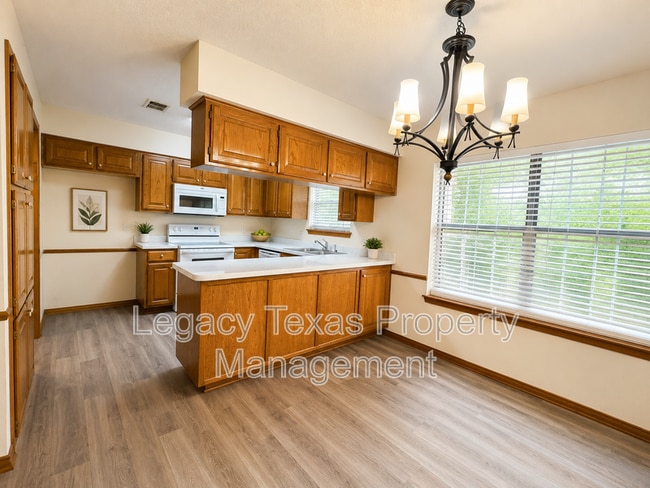 Photo - 1203 Stonelake Dr