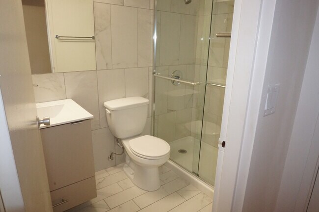 Photo - 28 Saint Stephen St