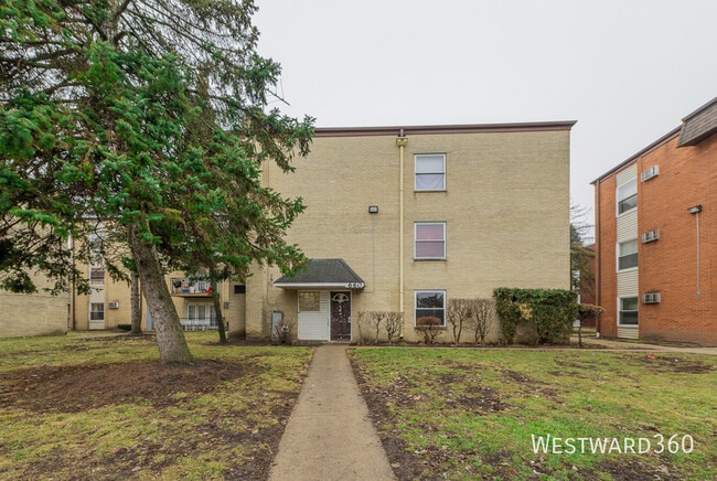 Building Photo - 660 Piper Ln Unit 3A