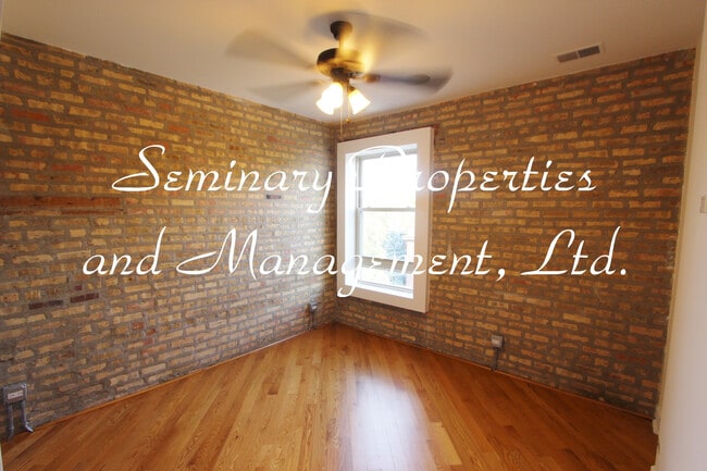 Photo - 5653-59 N. Magnolia