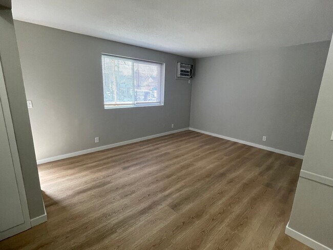 1008 S 30th Ave Unit 10