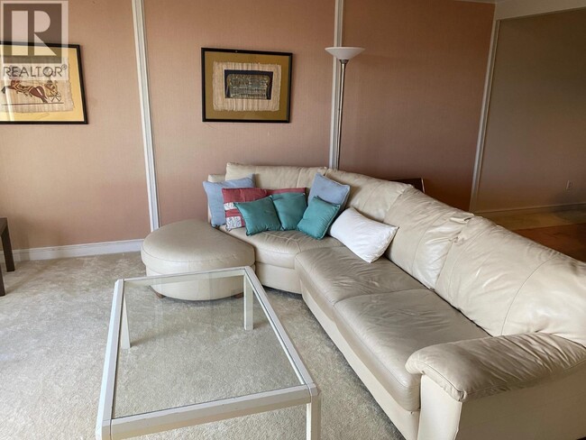 Photo - 1490 Pennyfarthing Dr Unit 410