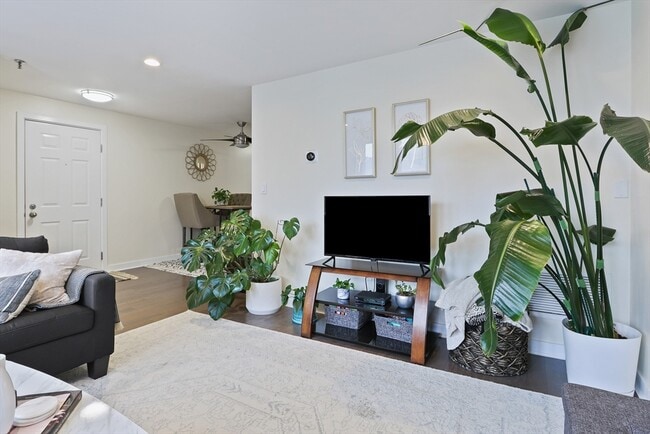 Photo - 126 Tudor St Unit G