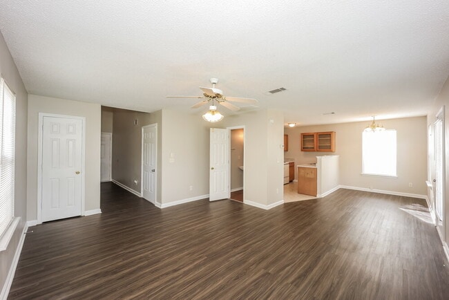 Photo - 2222 Tuley Dr