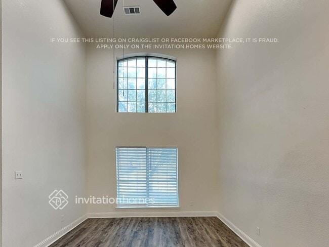 Photo - 921 Mockingbird Dr