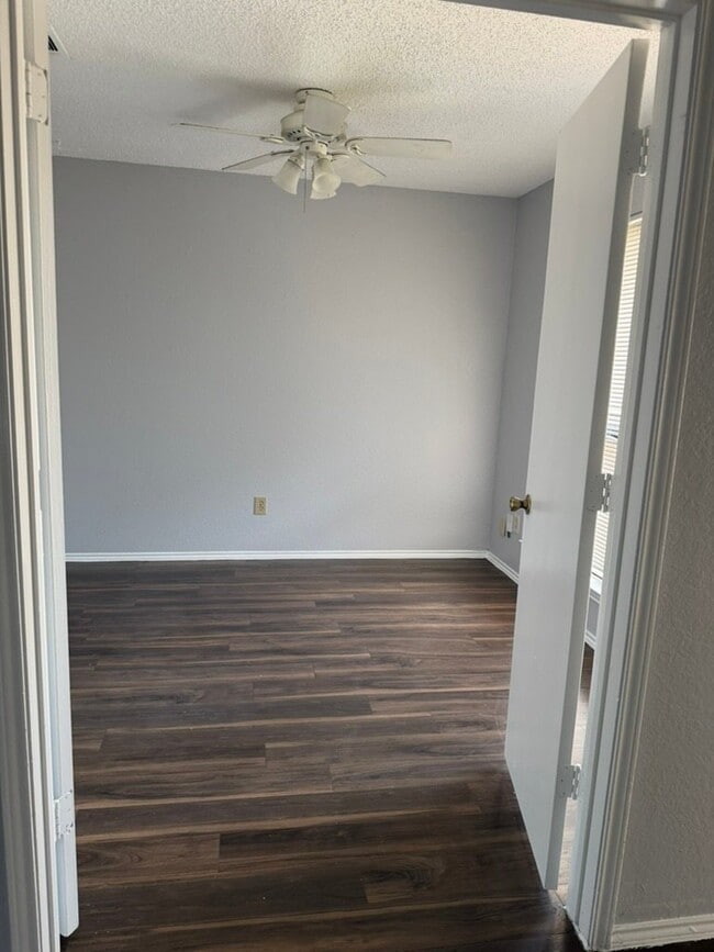 Photo - 3060 Gregory Ln