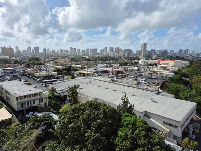 City Views - 3138 Waialae Ave Unit 1012