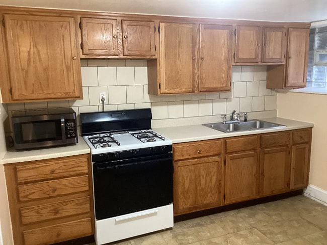 Photo - 4423 S Indiana Ave Unidad G