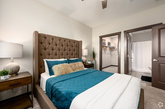Adonis - Primary Bedroom