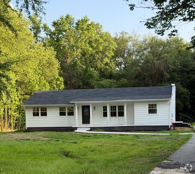Building Photo - 2238 Lockwood Chapel Rd Rental