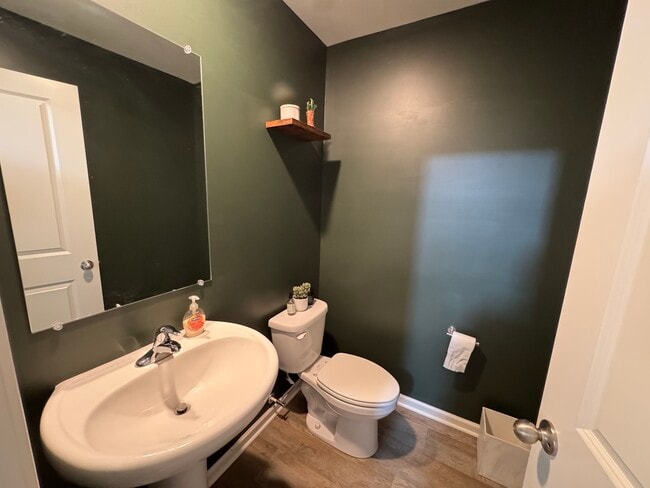 Photo - 1039 Briar Gln Ct