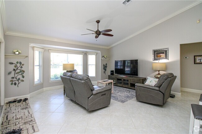 Building Photo - 333 Wentworth Ct Rental