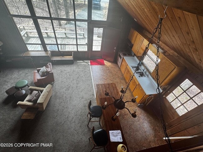 Photo - 174 Sweet Briar Rd