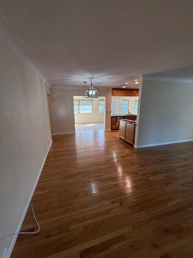 Photo - 1424 SE 12th Ave