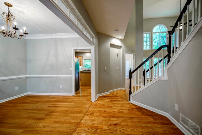 Photo - 3627 Chestnut Dr