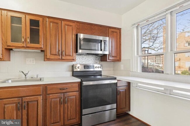 Photo - 1454 N Quinn St