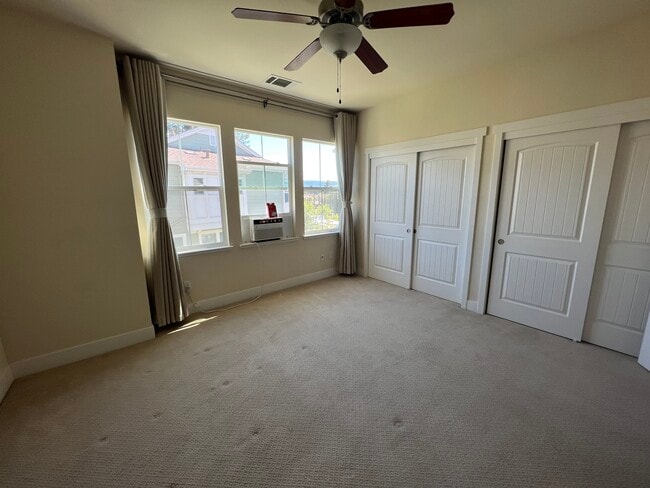 master bedroom - 918 Arietta Dr