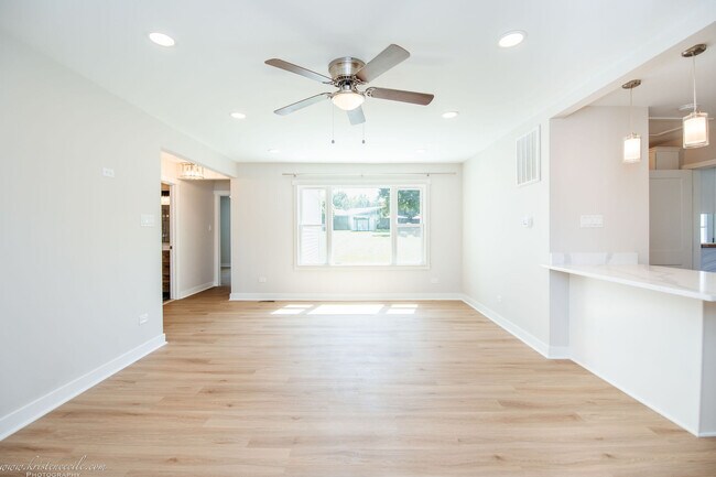148 E Francis Rd