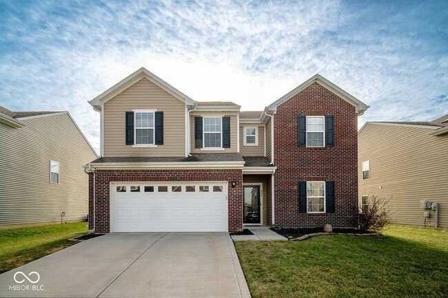 Building Photo - Spacious 4-Bedroom Home with Walk-In Closet & Community Pool in Greenwood