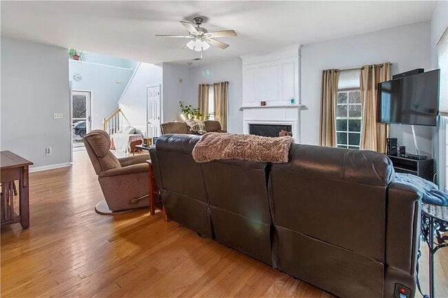 Photo - 115 Quarrington Ct