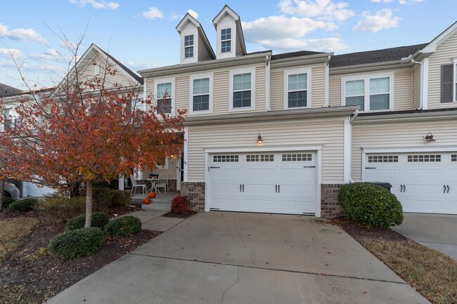 Photo - 8601 Fielding Cir Townhome