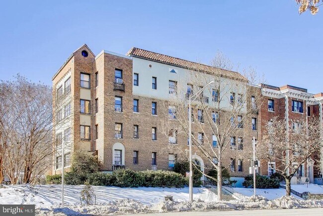 Photo - 3600 Connecticut Ave NW Unit 405