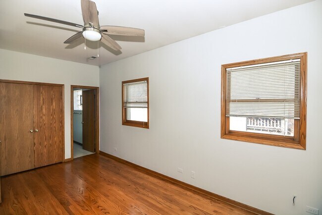 Photo - 3713 N Janssen Ave Unit M00R