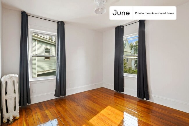 Photo - Room in Shared 6 bed/2 bath home Unidad A