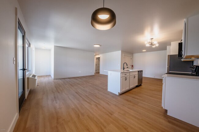 Photo - 2 bed 1 bath Modern Apartment - 1134 sqft (First month HALF off) Unidad 208