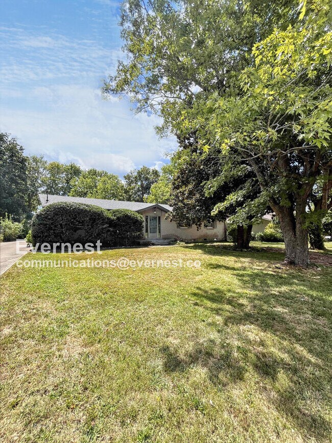 Building Photo - 7451 Stacy Dr Rental