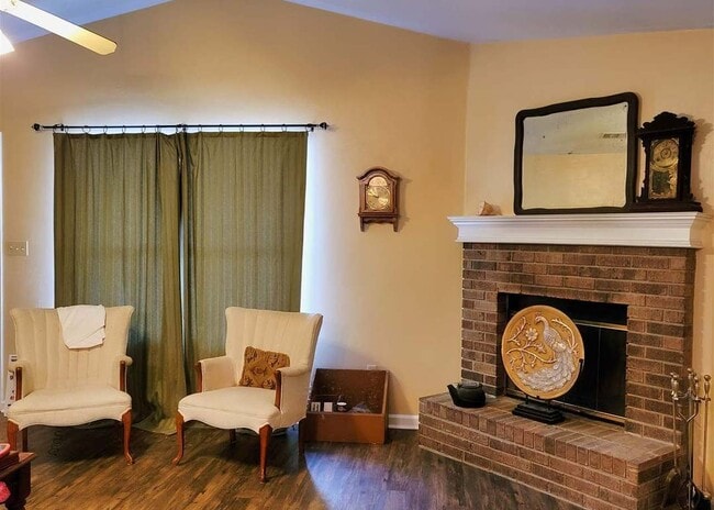 Photo - 4464 Westover Dr