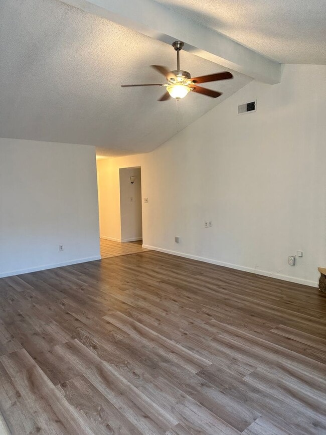 Photo - 1211 Cedar Tree Wy