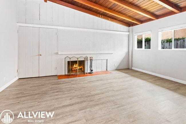 Photo - 311 Avenida Santa Barbara Unit B