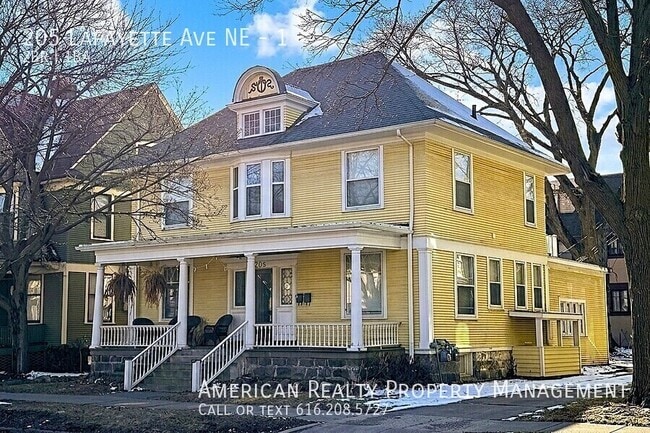 Building Photo - 205 Lafayette Ave NE Unit 1