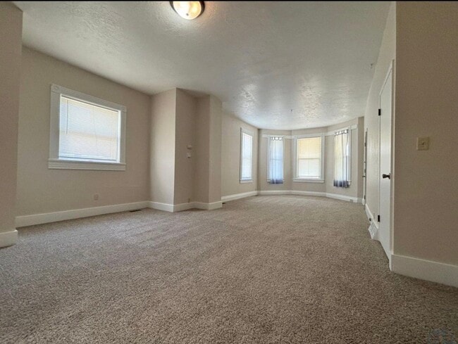 3427 Garretson Ave Unidad 1