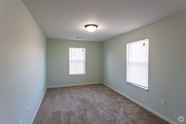 3BR, 2BA - 1406SF