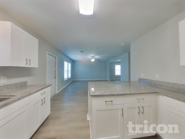 15680 Del Norte Dr